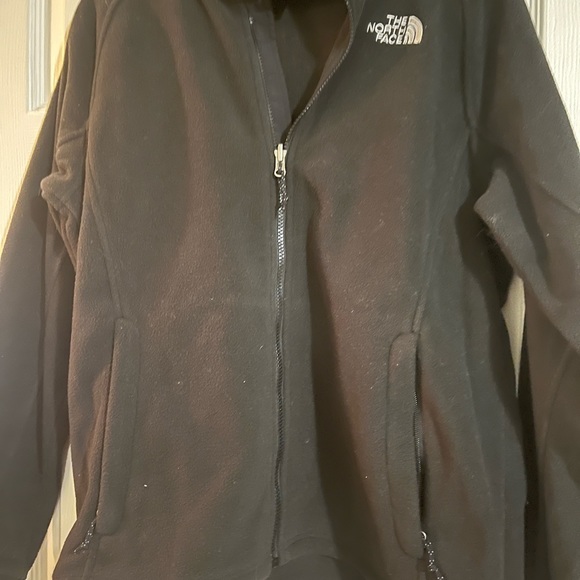 North Face Woman's Large Jacket - Picture 12 of 13